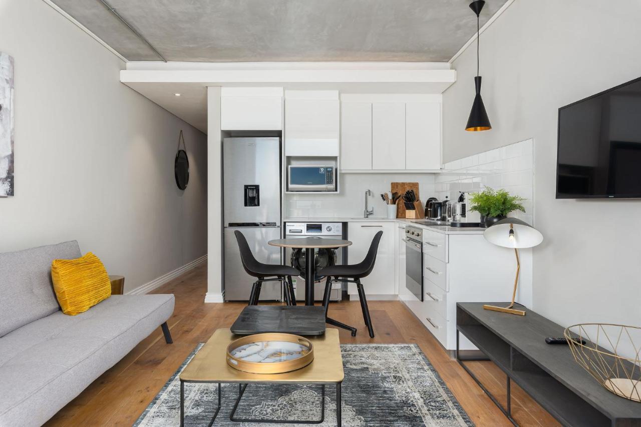The Docklands Luxury Apartments Кейптаун Екстериор снимка