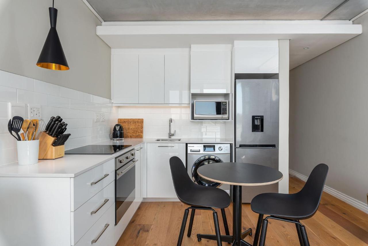 The Docklands Luxury Apartments Кейптаун Екстериор снимка