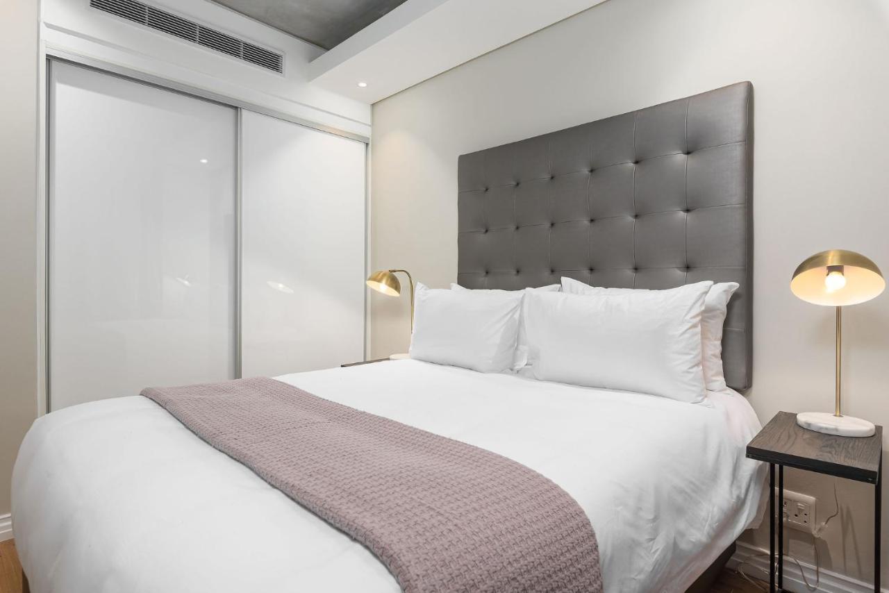 The Docklands Luxury Apartments Кейптаун Екстериор снимка