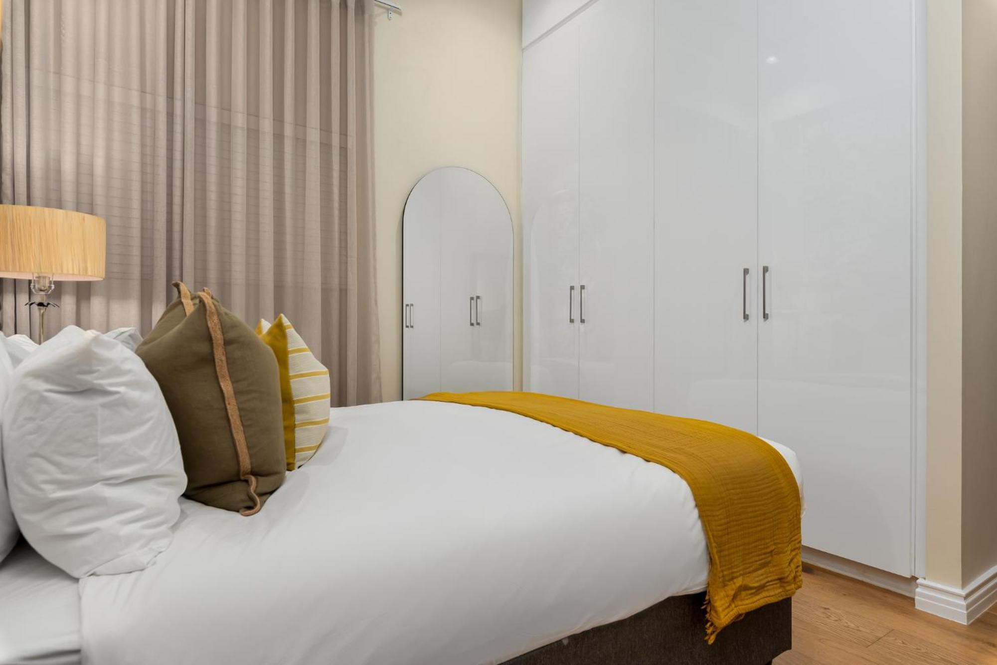 The Docklands Luxury Apartments Кейптаун Екстериор снимка