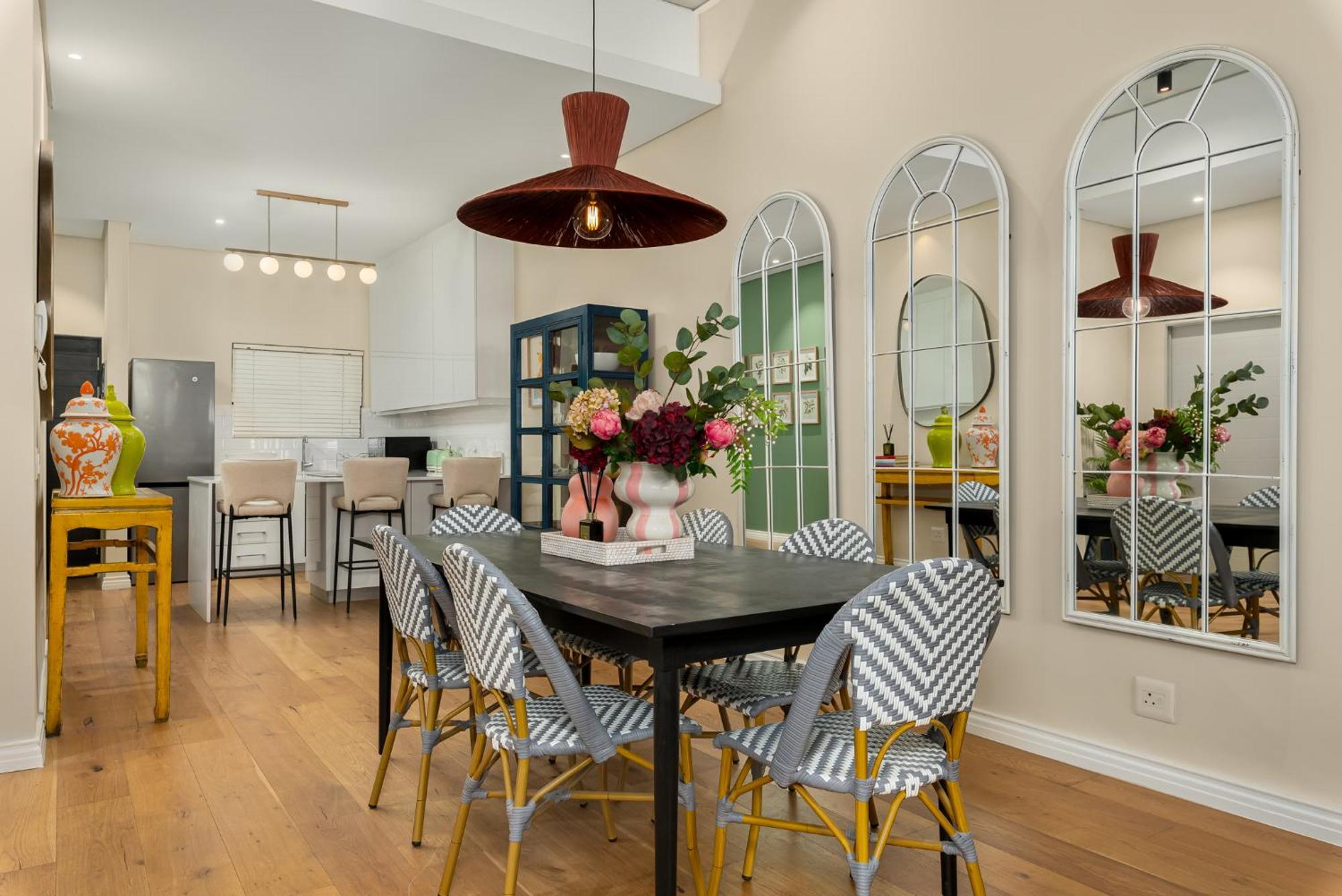 The Docklands Luxury Apartments Кейптаун Екстериор снимка