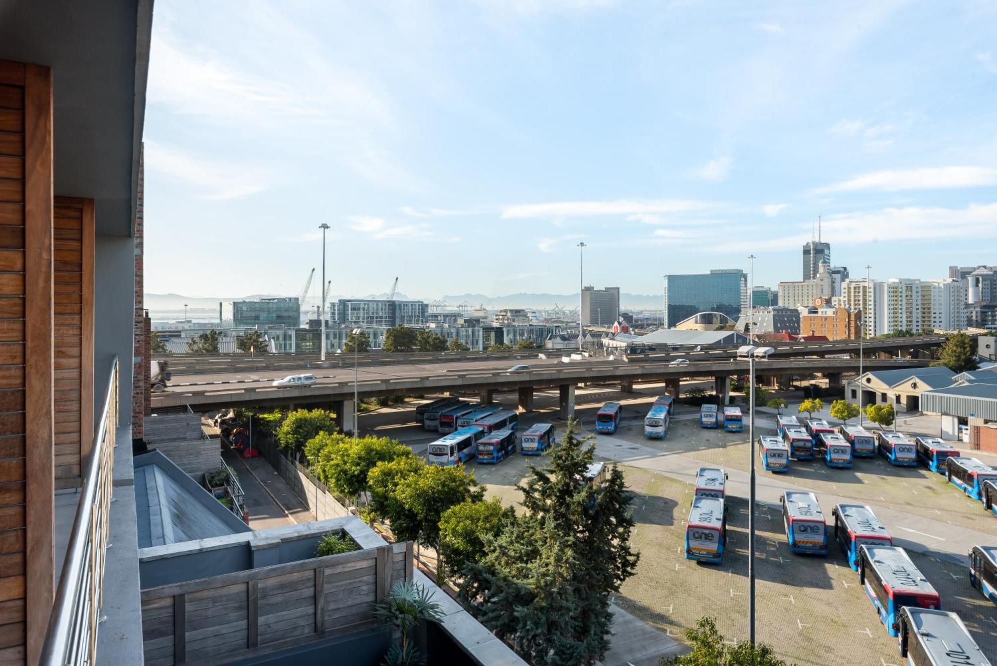 The Docklands Luxury Apartments Кейптаун Екстериор снимка